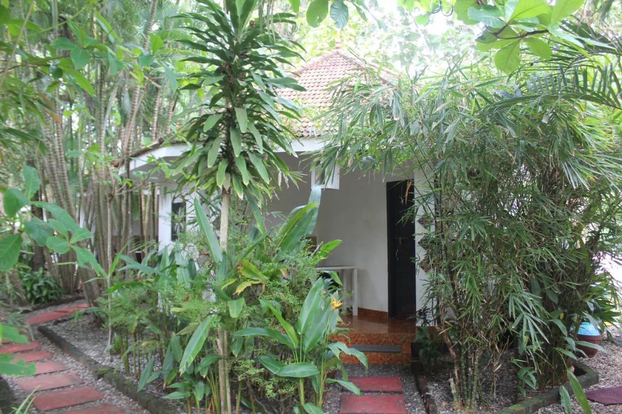 Апартаменты Mint Inside Garden Варкала Экстерьер фото